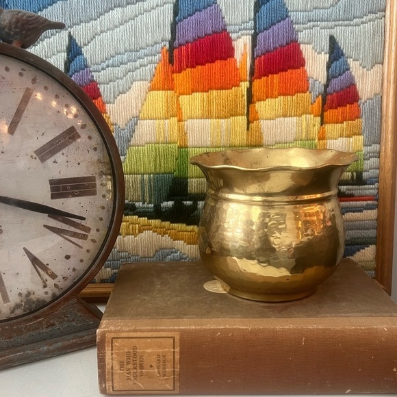 Vintage Gold Hammered Accent Vase - Picture 1 of 4